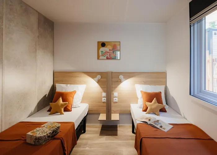 Village Collection Le Vauvert *